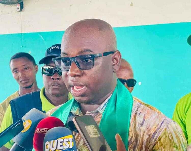 Recensement électoral en Guinée : Souza Konaté fustige une gestion « amateuriste » et met en garde contre une transition biaisée