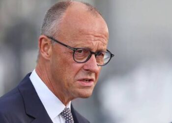 Allemagne : la percée de l’AfD met Friedrich Merz sous pression